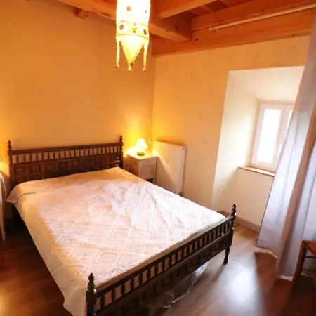Maison De Caractere Renovee, 4 Ch, 9 Pers, Jardin, Cheminee, Animaux Acceptes, 15320 Val D'arcomie - Fr-1-742-363 Arcomie
